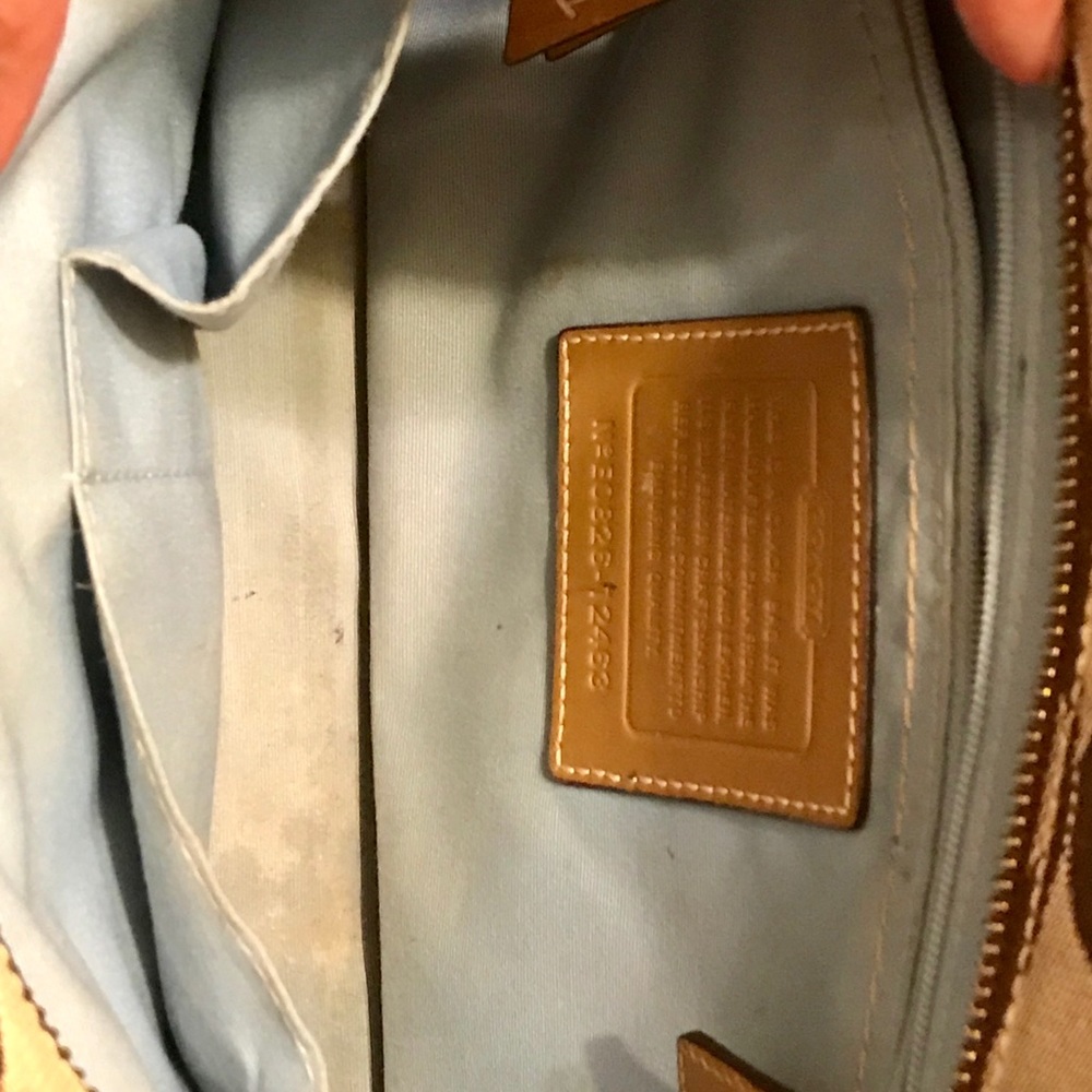 Coach purse - Picture 5 of 6